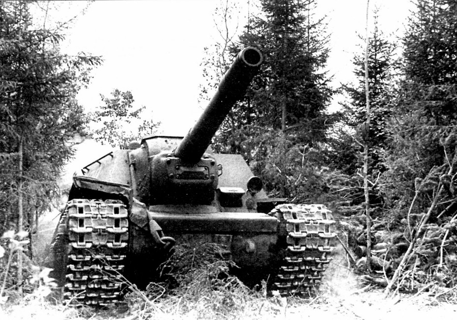 Su-152-3